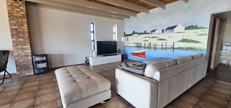 3 Bedroom Property for Sale in Hartebeesfontein Western Cape